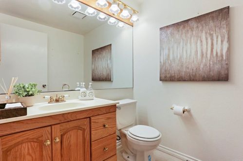 9941 Halberns Blvd, Santee CA  92071-1439 exterior