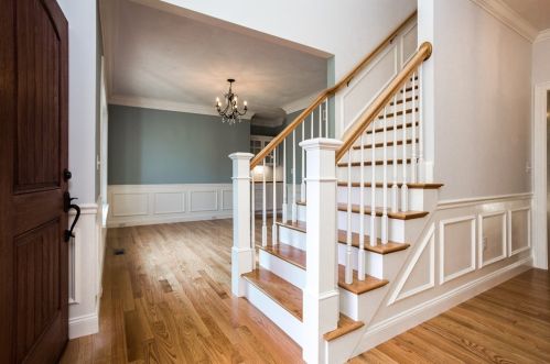 124 Vine St, Douglas, MA 01516-2731