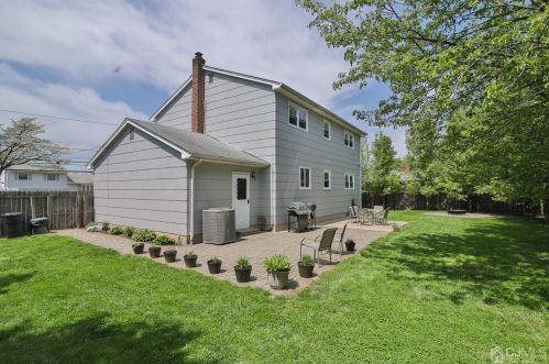 116 Willow St, East Brunswick NJ  08816-3134 exterior