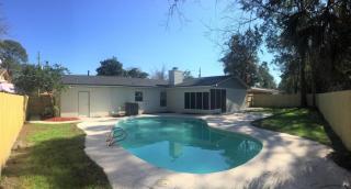 3550 Lenczyk Dr, Jacksonville FL  32277-2552 exterior