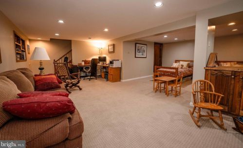 139 Maple Leaf Ln, Pottstown PA 19464-1563 exterior