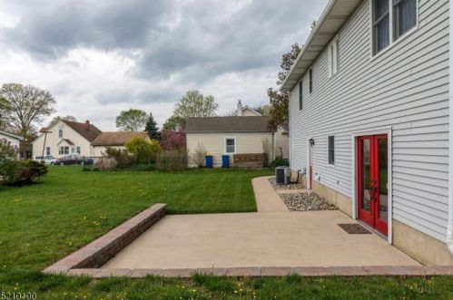 309 White Ave, Manville NJ  08835-2015 exterior