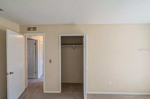 2049 El Campo Ave, Deltona FL  32725-3204 exterior