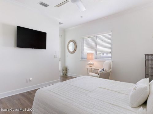 13345 Indian River Dr, Sebastian FL  32958-3455 exterior