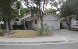 5541 Vartikian Ave, Fresno, CA 93722-3125