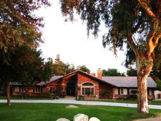 16837 Johnson Rd, Bakersfield, CA 93314-8747