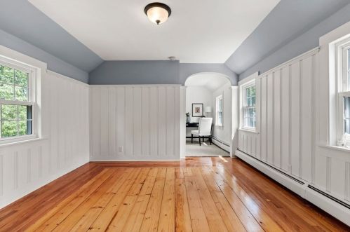 77 Forest St, Middleton MA  01949-2014 exterior