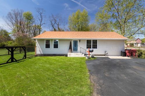 15 Clark St, London, OH 43140-1223