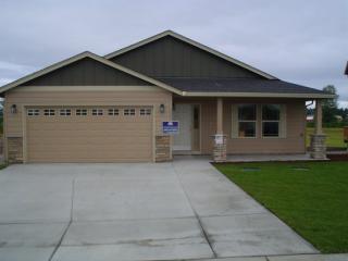 16455 Greenbrier St, Yelm, WA 98597-6618