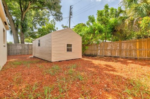 3210 11th Ave, Saint Petersburg FL  33713-5404 exterior