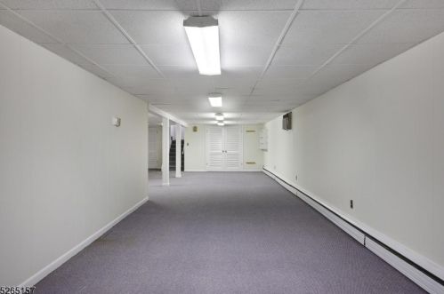 1 Prince Rd, Parsippany NJ  07054-4822 exterior