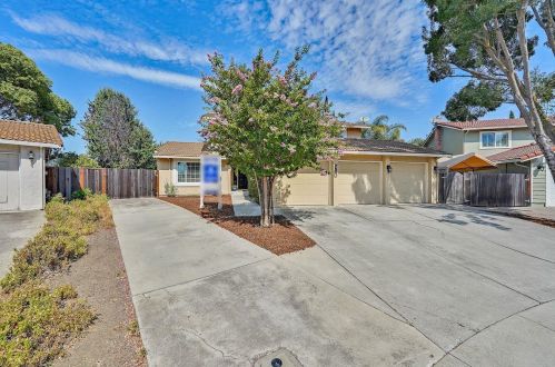 15915 La Roda Ct, Morgan Hill, CA 95037-5624