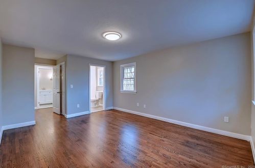 50 Bette Dr, Manchester CT  06040-6814 exterior