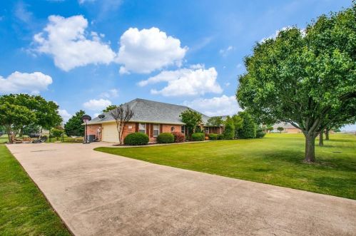 2717 Prairie Ridge Trl, Fort Worth, TX 76179-5535