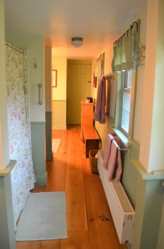 38 Water St, Bradford NH  03221-3318 exterior