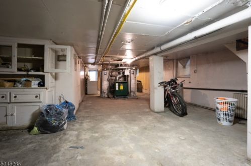 64 New York Ave, Newark NJ 07105-1211 exterior