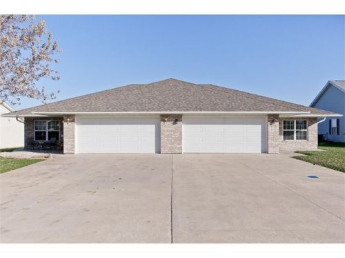 509 10th Ave, Clarence, IA 52216-9701