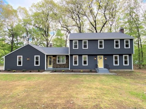 106 Joan Cir, Manchester, CT 06040-6321