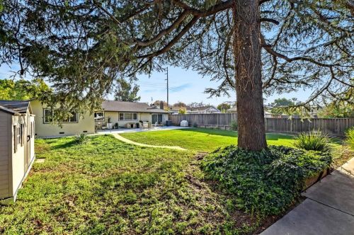 1449 Branham Ln, San Jose CA  95111-2760 exterior