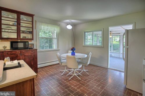 415 Allendale Way, Camp Hill PA  17011-8407 exterior