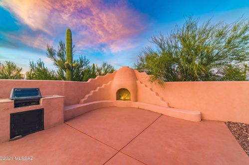 2620 Camino De Oeste, Tucson AZ 85746-9092 exterior