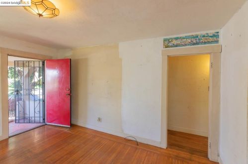 1735 Liberty St, Richmond CA  94530-1912 exterior