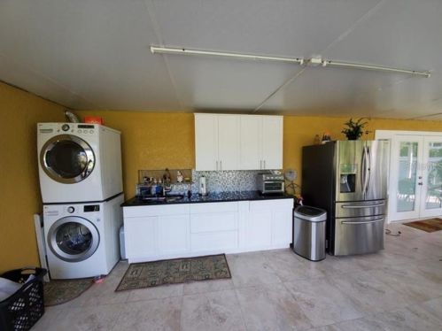 4051 Benson Ave, Saint Petersburg FL  exterior