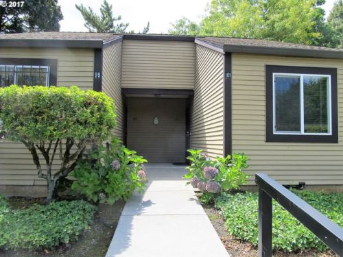 2732 138th Ave, Portland, OR 97236-2888