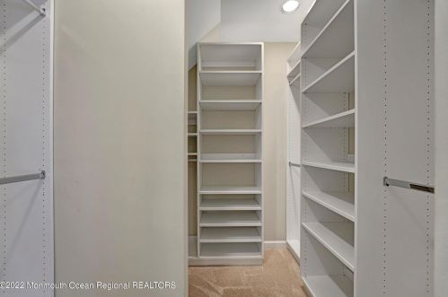 196 Loganberry Ln, East Freehold NJ  07728-4045 exterior