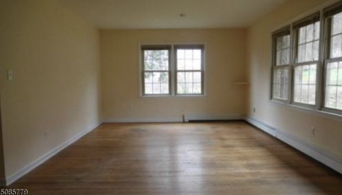 61 Edsall Dr, Wantage NJ  07461 exterior