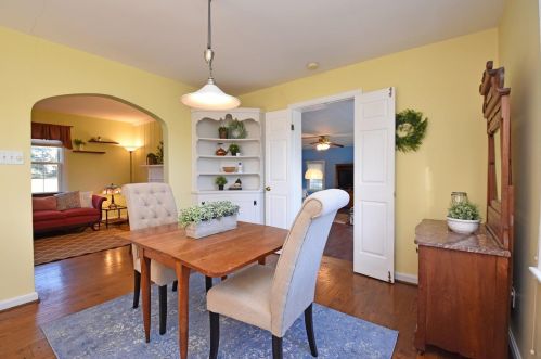 6009 Cleves Warsaw Pike, Cincinnati OH 45233-4935 exterior