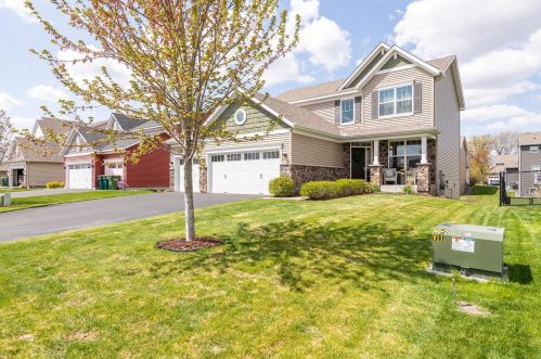 12770 Petersburg St, Minneapolis, MN 55449-7552