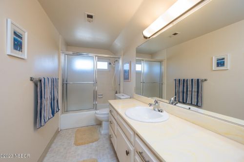 519 Lucas Dr, Santa Maria CA  93454-3828 exterior