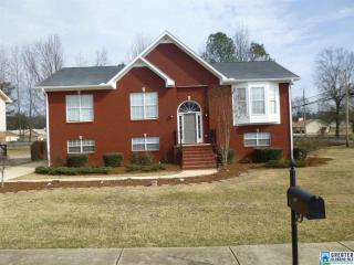 560 Flint Parc Cir, Bessemer, AL 35022-6157