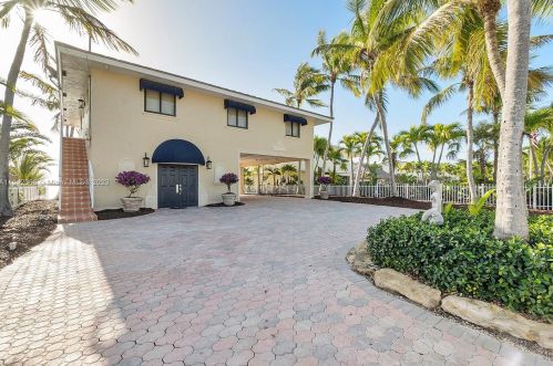 632 Island Dr, Key Largo FL  33037-4808 exterior
