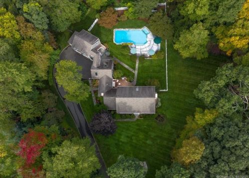 72 Pumping Station Rd, Ridgefield, CT 06877-3622