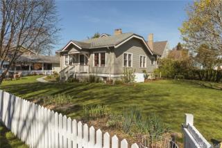 2703 Victor St, Bellingham, WA 98225-2247