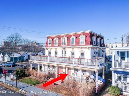 35 Ocean Pathway, Ocean Grove, NJ 07756-1645