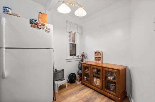 3112 Elroy Ave, Pittsburgh PA 15227-2825 exterior