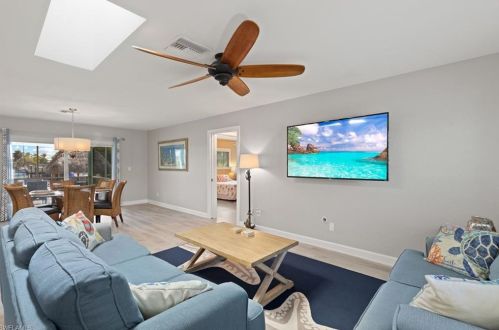2807 20 Ave, Cape Coral FL  33904-4020 exterior