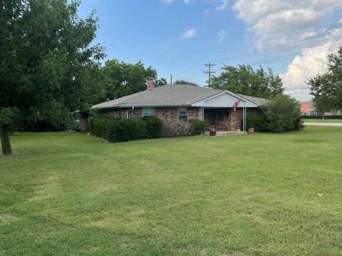 100 Cherokee Path, Lewisville TX  75028-3441 exterior