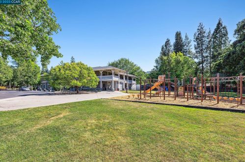 1370 Danville Blvd, Alamo CA  94507-1909 exterior