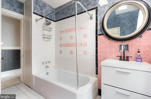 2342 Ellerslie St, Harrisburg PA 17104-2731 exterior