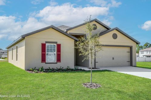 3206 Jupiter Blvd, Melbourne, FL 32909-4105