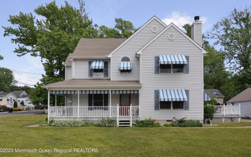 116 Center Ave, Leonardo, NJ 07737-1116