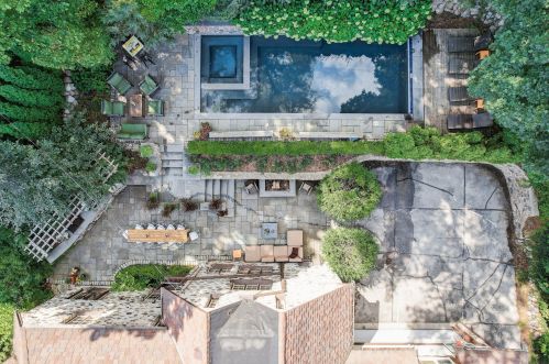 6578 Washington Cir, Milwaukee WI 53213-2460 exterior