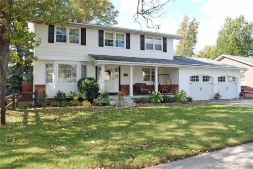 110 Bathurst Dr, Tonawanda, NY 14150-9004