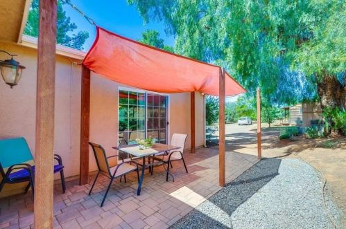 9998 Dunbar Ln, El Cajon CA 92021-2631 exterior