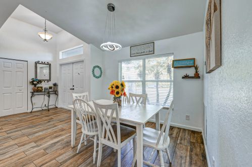 912 Paar Dr, Fort Pierce FL  34953-5623 exterior