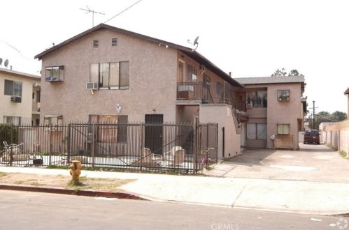 6827 Radford Ave, North Hollywood, CA 91605-6062